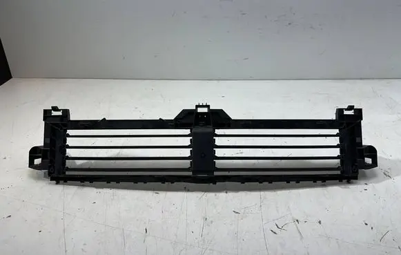 Mercedes-Benz A W177 Radiator trim A1778850003