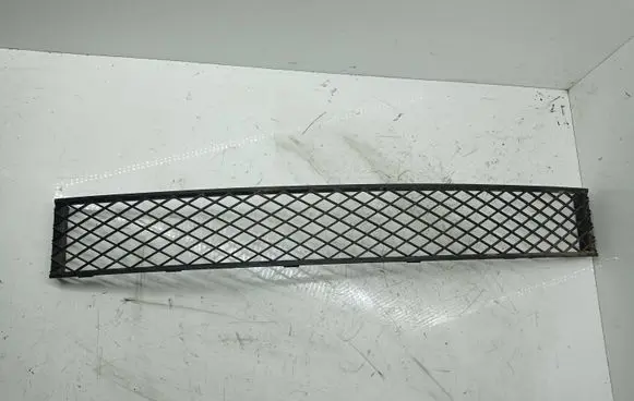 BMW 7 F01 F02 F03 F04 Front bumper lower grill 7183870 72758411 727584