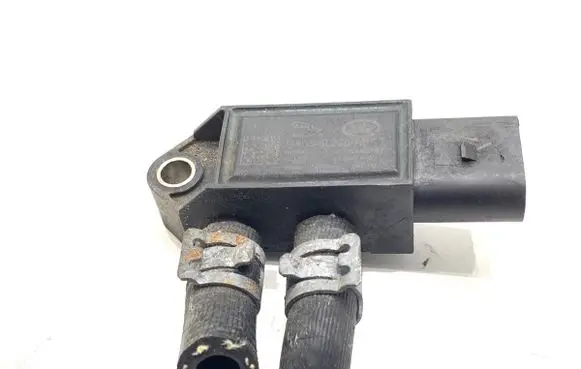 Jaguar XF Exhaust gas pressure sensor G4D35L200AB