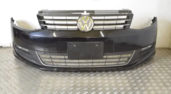 Volkswagen Sharan Front bumper 7N0807221A