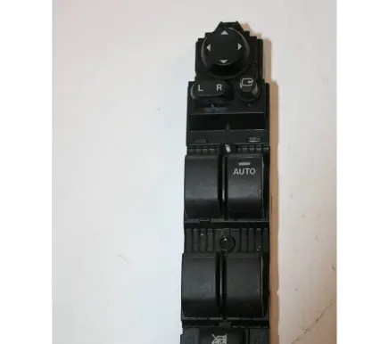 Mazda 3 II A set of switches BEH566350 3168T1 1798EA02