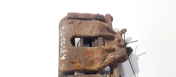 Nissan Note (E11) Front brake caliper