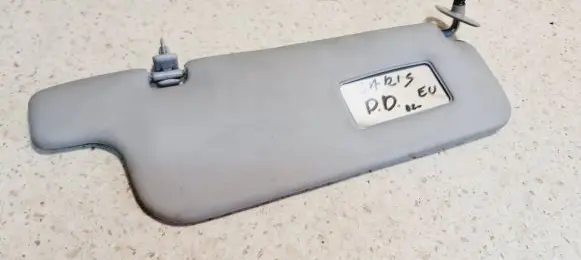 Toyota Yaris Sun visor