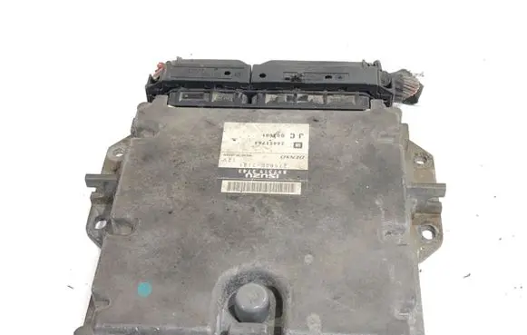 Opel Signum Engine control unit/module ECU 275800-2181