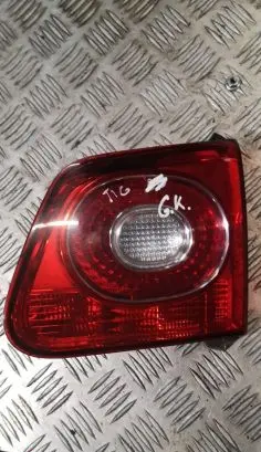 Volkswagen Tiguan Tailgate rear/tail lights 5n0945094c