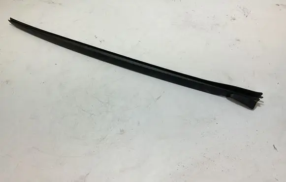 BMW 3 G20 G21 Windshield trim 11025010 7427874