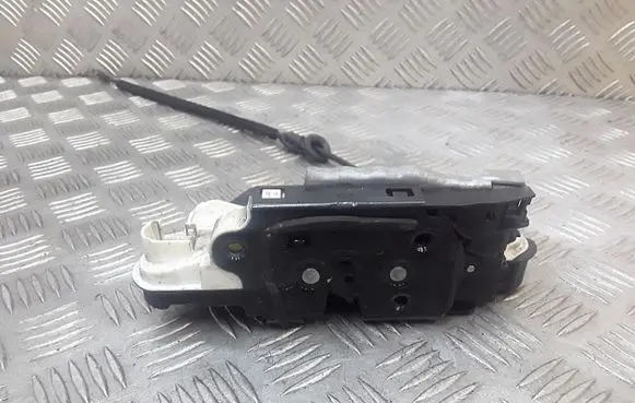 Skoda Superb B6 (3T) Front door lock 26a5n2837016c