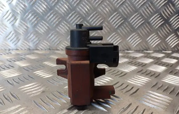 Volvo V50 Turbo solenoid valve 6G9Q9E882CA