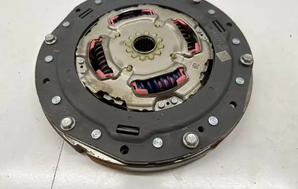 Toyota RAV 4 (XA50) Flywheel 2F153262