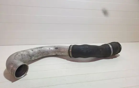 Intercooler hose/pipe