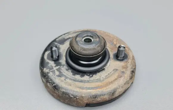 Honda Accord Coil spring/strut mount 