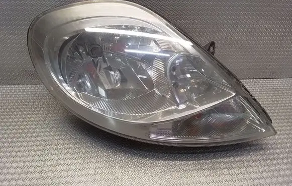 Opel Vivaro Headlight/headlamp 8200701356 93859830