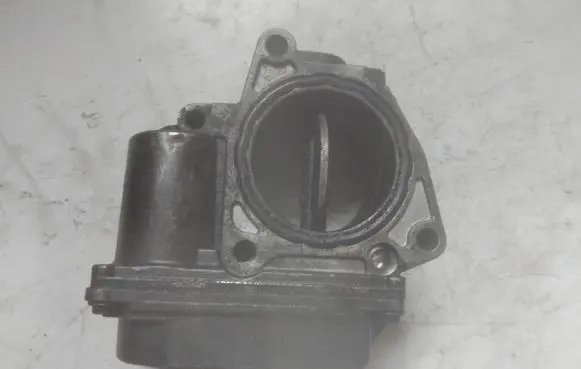 Skoda Superb B5 (3U) Throttle valve 03G128063C