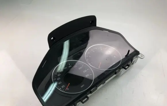 Volvo V60 Speedometer (instrument cluster) 31343323AA