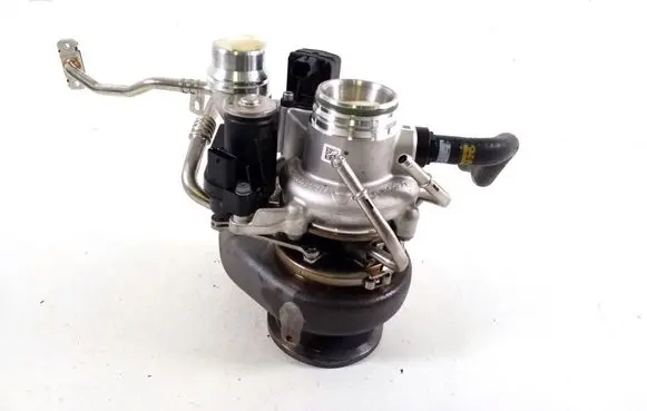 Volvo XC40 Turbo 32361308