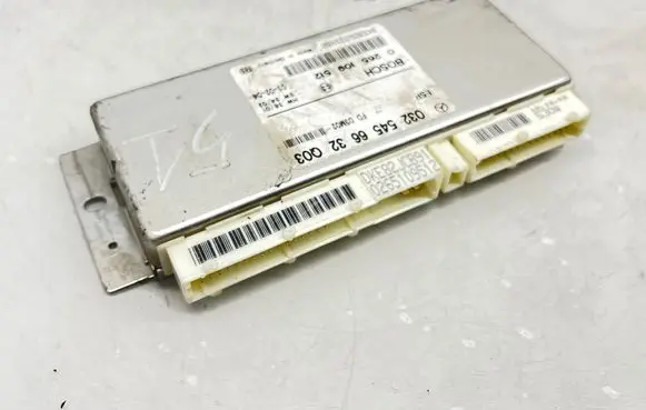 Mercedes-Benz E W211 ESP (stability system) control unit 0325456632 0265109512