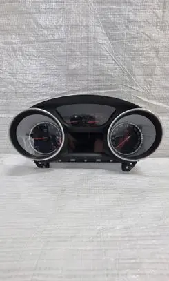 Speedometer (instrument cluster)