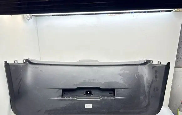BMW iX Trunk/boot trim cover 117863A0 20021410