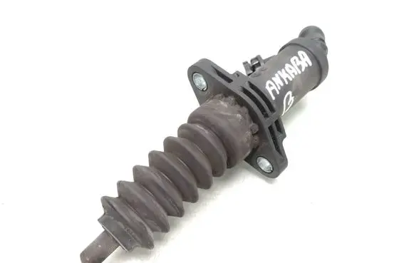 BMW 1 E81 E87 Clutch master cylinder 6785964