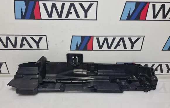 BMW 1 E81 E87 Radiator mount bracket 