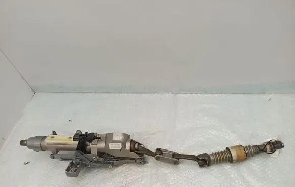 Steering wheel axle set