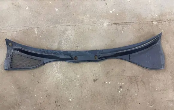 Audi Q7 4L Wiper trim 4L2819401