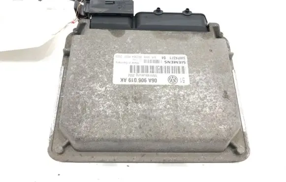 Volkswagen Golf IV Engine control unit/module ECU 06A906019AK