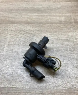 Hyundai i20 (PB PBT) Vacuum valve 9270930006