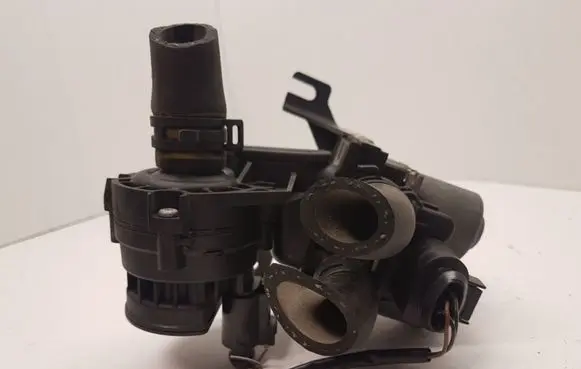 Audi A6 S6 C6 4F Coolant heater control valve 0392023007