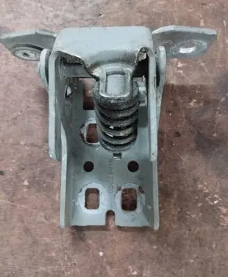 Dodge Durango I Rear door upper hinge