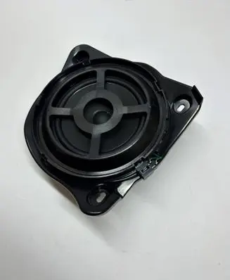 Mercedes-Benz C W205 Front door speaker A2058201800