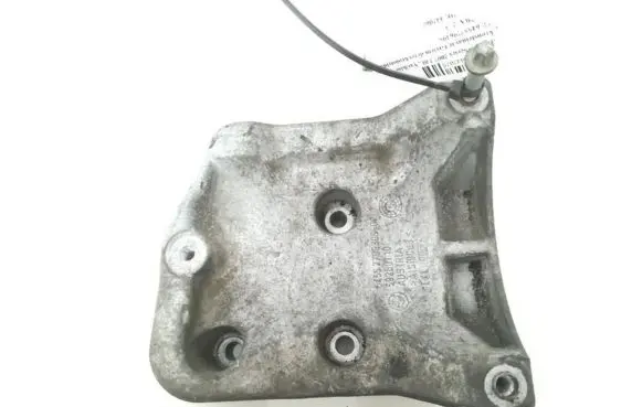 BMW 5 E60 E61 Engine mounting bracket 64557796395