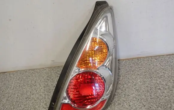 Suzuki Liana Rear/tail lights