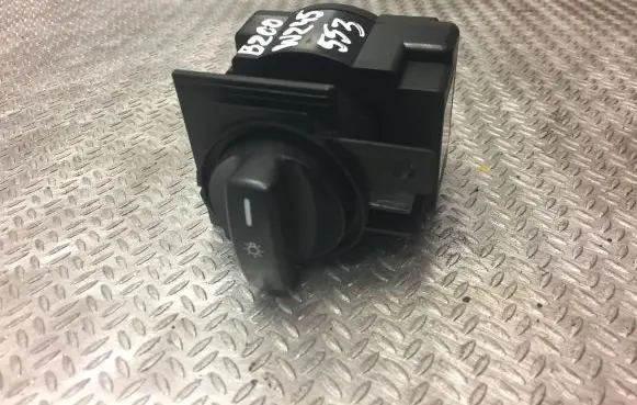 Mercedes-Benz B W245 Light switch 1695451704 A1695451704