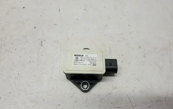 Audi A6 S6 C6 4F ESP acceleration yaw rate sensor 8E0907637B 0265005618