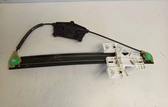 Audi Q3 8U Rear window lifting mechanism without motor 8U0839462