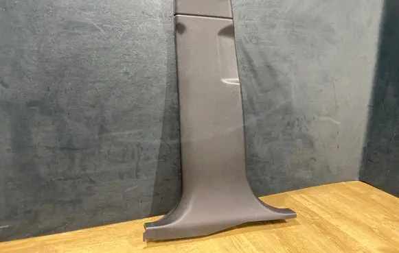 Jaguar E-Pace (B) pillar trim (bottom) J9C3243A53A L0284386A