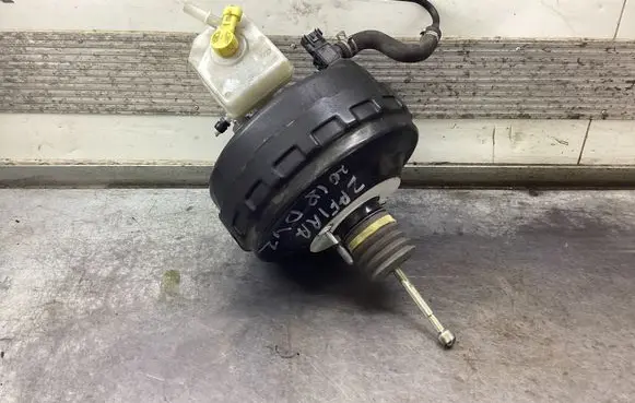 Opel Zafira C Brake booster 360573521 39060132
