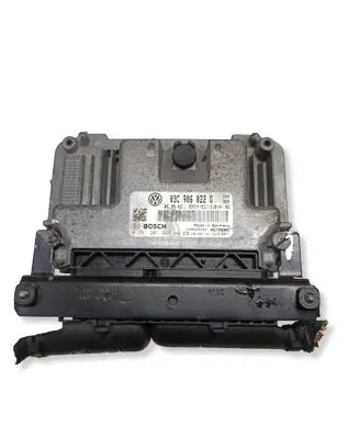 Volkswagen PASSAT B6 Engine control unit/module 03C906022G 03C906022J 0261201928