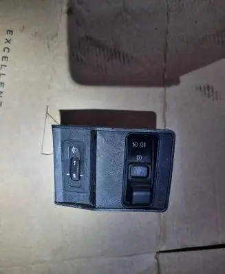 BMW 5 E34 Fog light switch 1384007