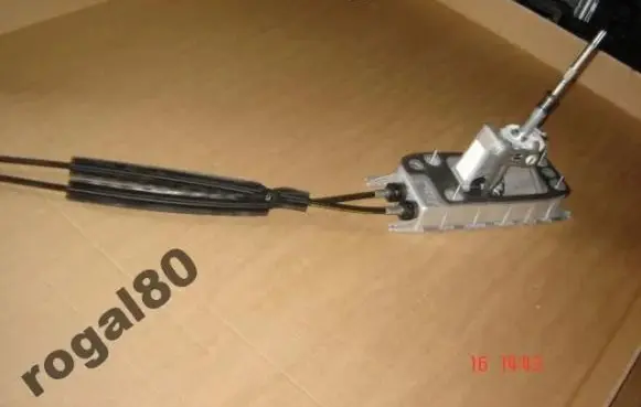 Volkswagen Touran III Gear shifter/selector 