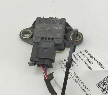Mercedes-Benz E C207 W207 Acceleration sensor A0009059101 0265005876