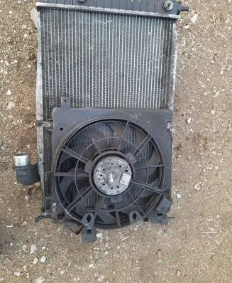 Opel Zafira B Radiator set 0130303304 24467444