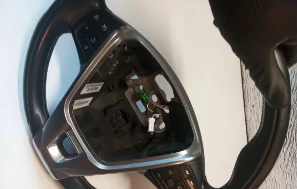 Volvo V40 Steering wheel 34152636