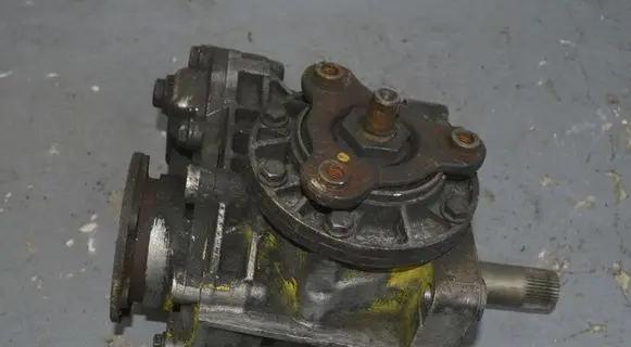 Volkswagen Golf IV Gearbox transfer box case 26612