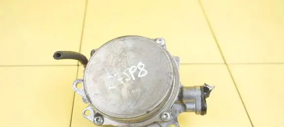 Citroen DS3 Vacuum pump 701366030 5FV