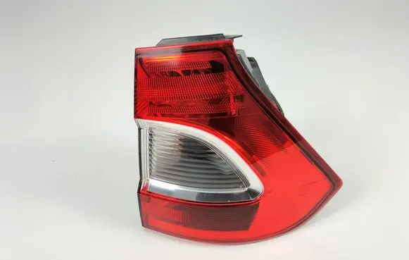 Ford Galaxy Rear/tail lights 17701012