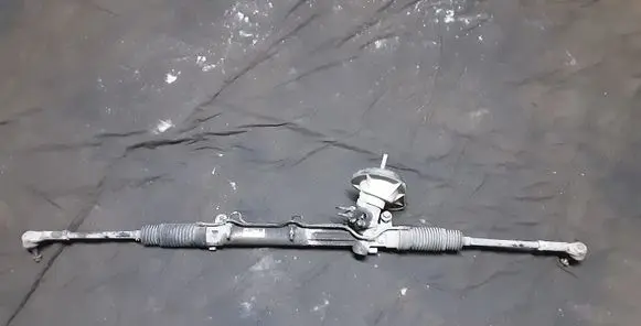 Ford Mondeo Mk III Steering rack 1S7C3200EE