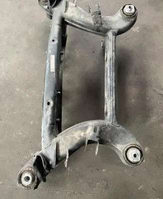 Mercedes-Benz GLC X253 C253 Front axle beam 2533506509