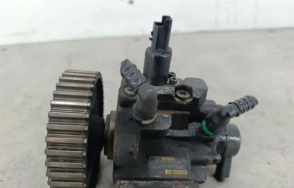 Peugeot Boxer Fuel injection high pressure pump 0445010046